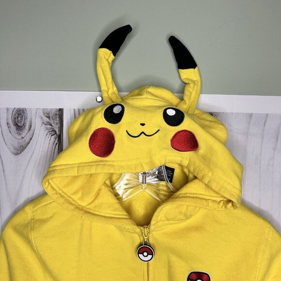 Pokémon Pikachu Unisex Zip Up Hoodie Sweatshirt Size M Yellow - Picture 2 of 8